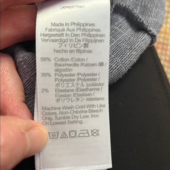 Madewell Gingham Knit Seersucker Button-Shoulder Top – M (Faded Lavender) - Picture 7 of 9